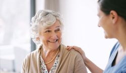 effective-communication-senior-care-residents